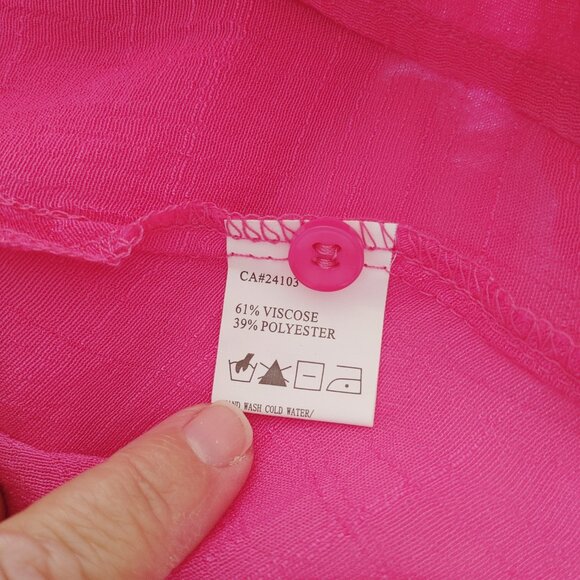 NWT HOT PINK RED CORAL BUTTON DOWN TOP WITH LACE FLORAL PANELS SIZE SMALL - Picture 10 of 12